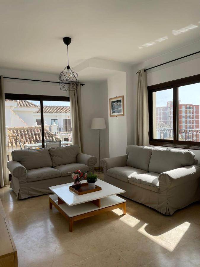 דירות מנילבה Penthouse Marina La Duquesa מראה חיצוני תמונה