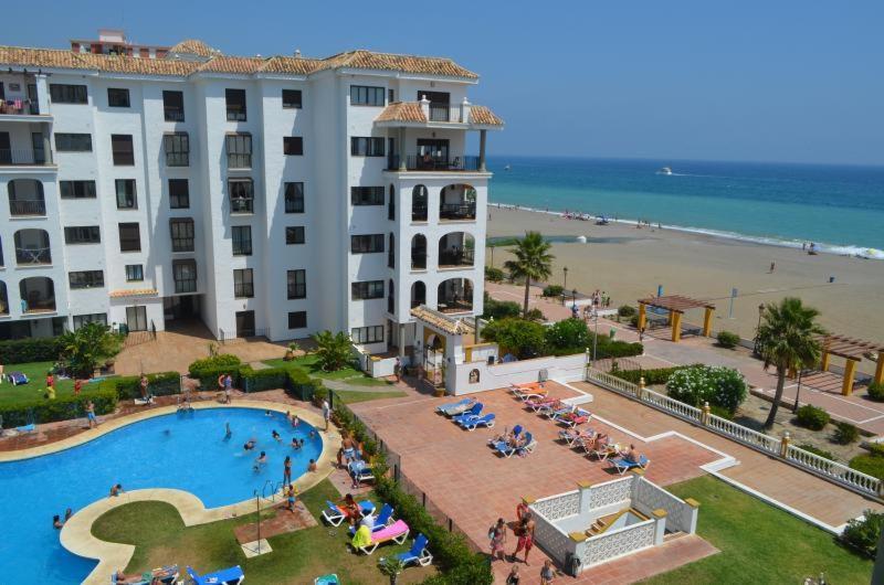 דירות מנילבה Penthouse Marina La Duquesa מראה חיצוני תמונה